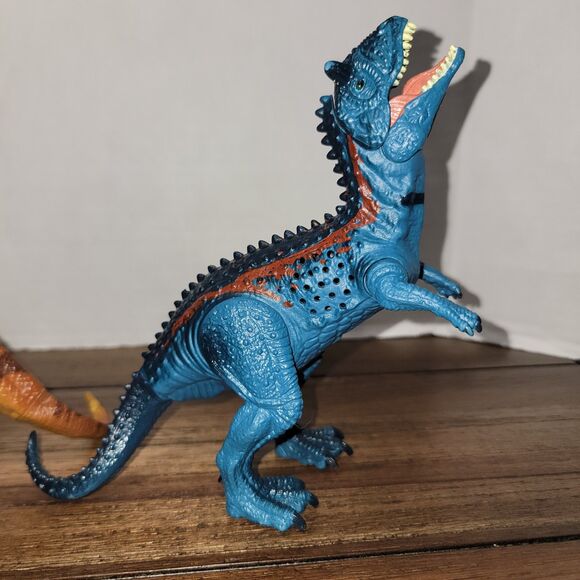 Set of 3 Light-Up & Sound Dinosaurs: T-Rex, Stegosaurus & Carnosaurs - Picture 7 of 8